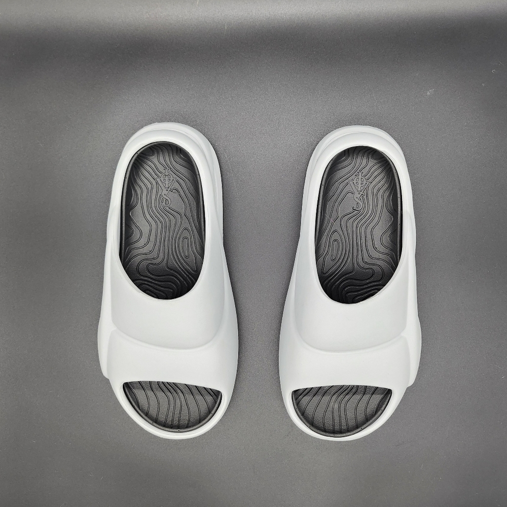 SIA Collective Grey Infinity Slide - Picture 3 of 8